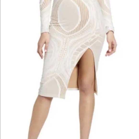 Sndy’s NWT white with nude lining so beautiful. Never got to wear Size 2-4 sold - Picture 4 of 6